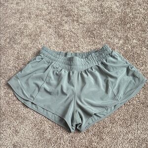 Lululemon hotty hot 2.5 inch shorts sage grey